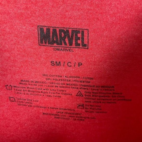Men's Marvel Spiderman T-Shirt Size SMALL Red W/ White Logo Crew Neck - Picture 2 of 4